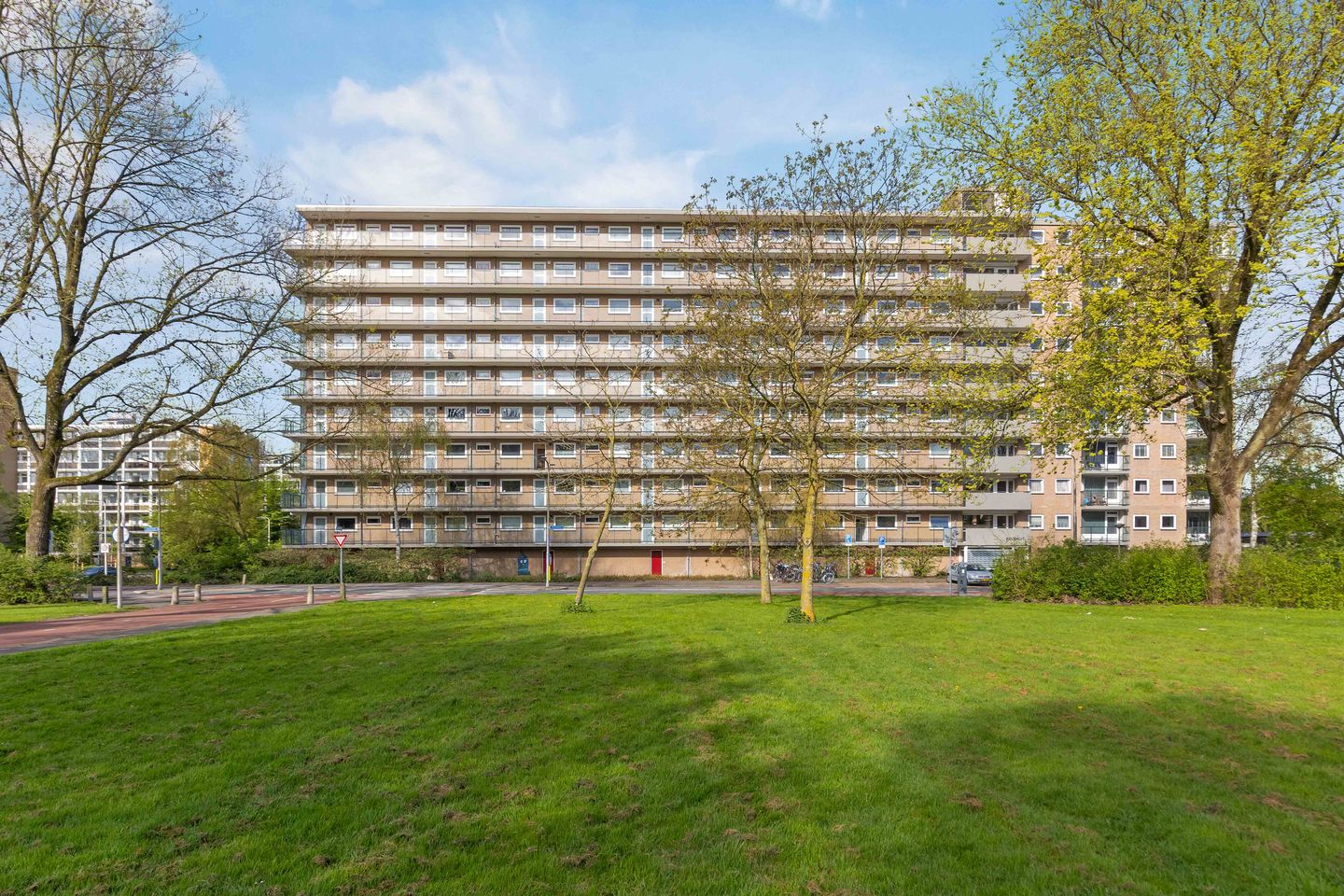 Photo 20 of Van Heuven Goedhartlaan 428
