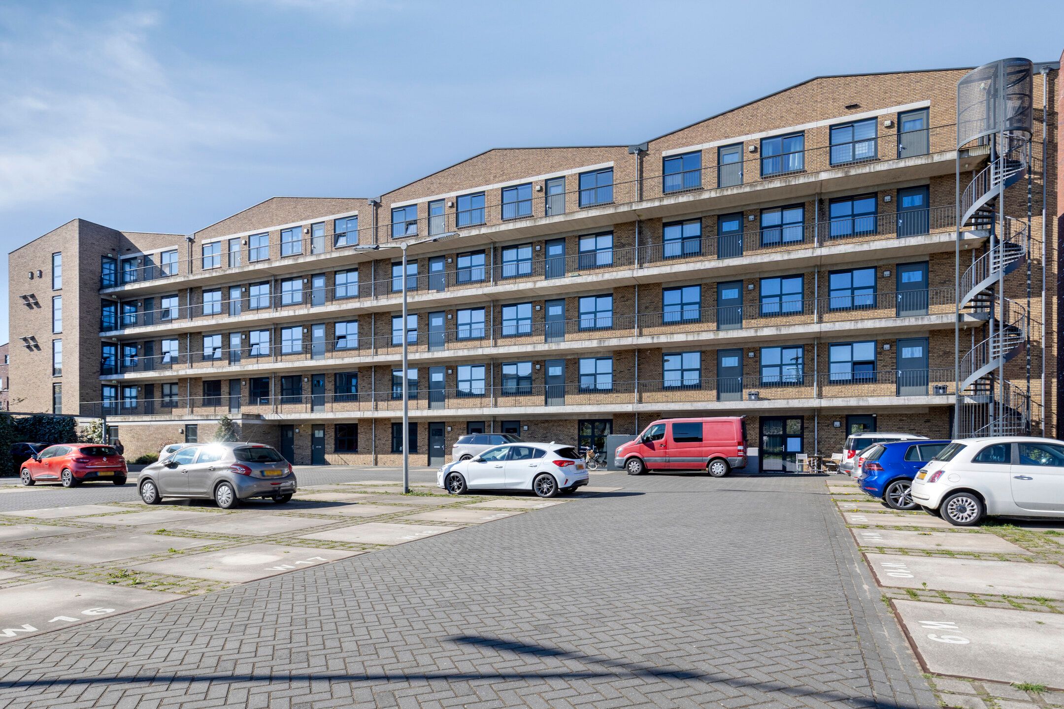 Foto 30 van Westervoortsedijk 16-27