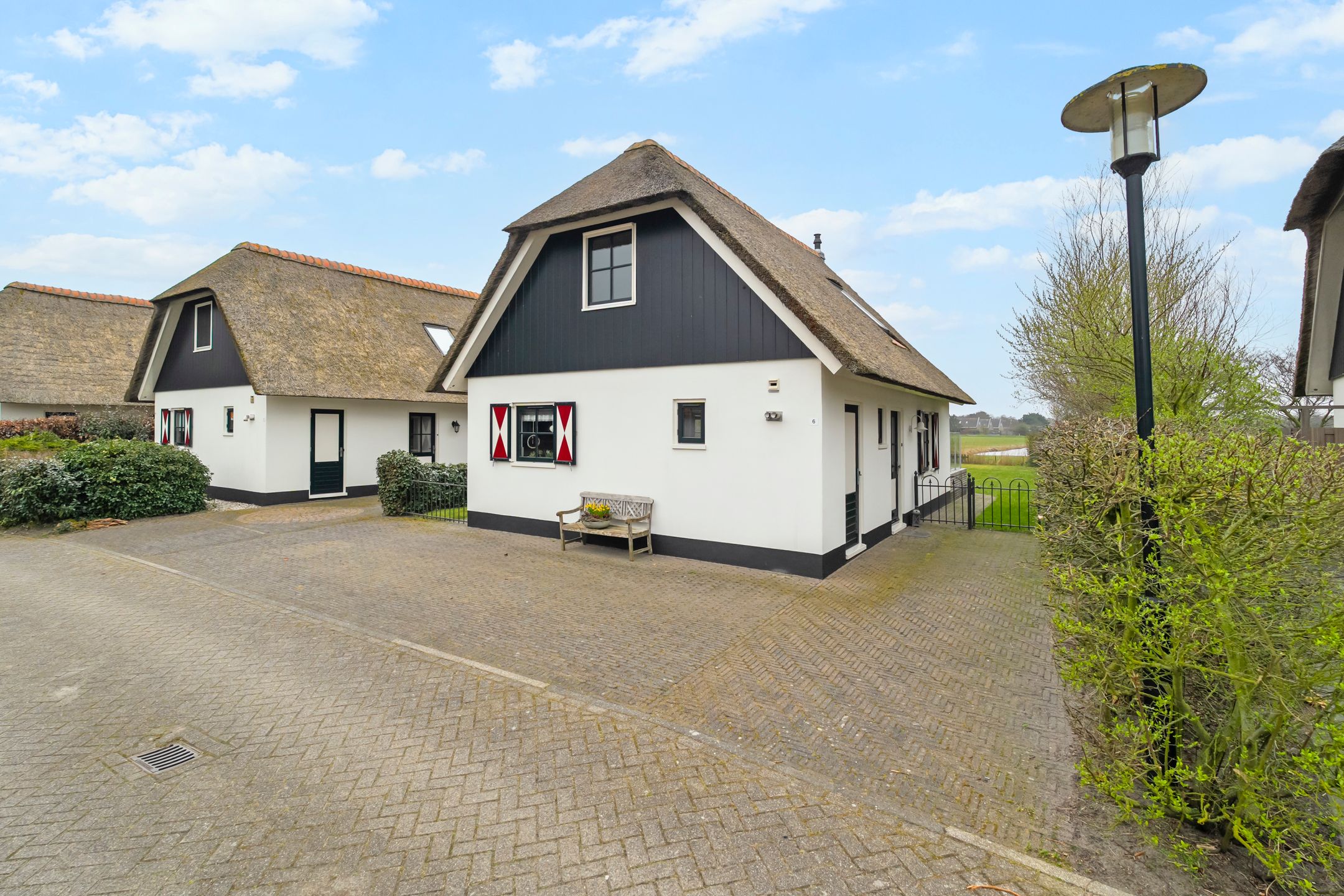 2-bedroom freehold villa in Callantsoog — photo 2 of 5