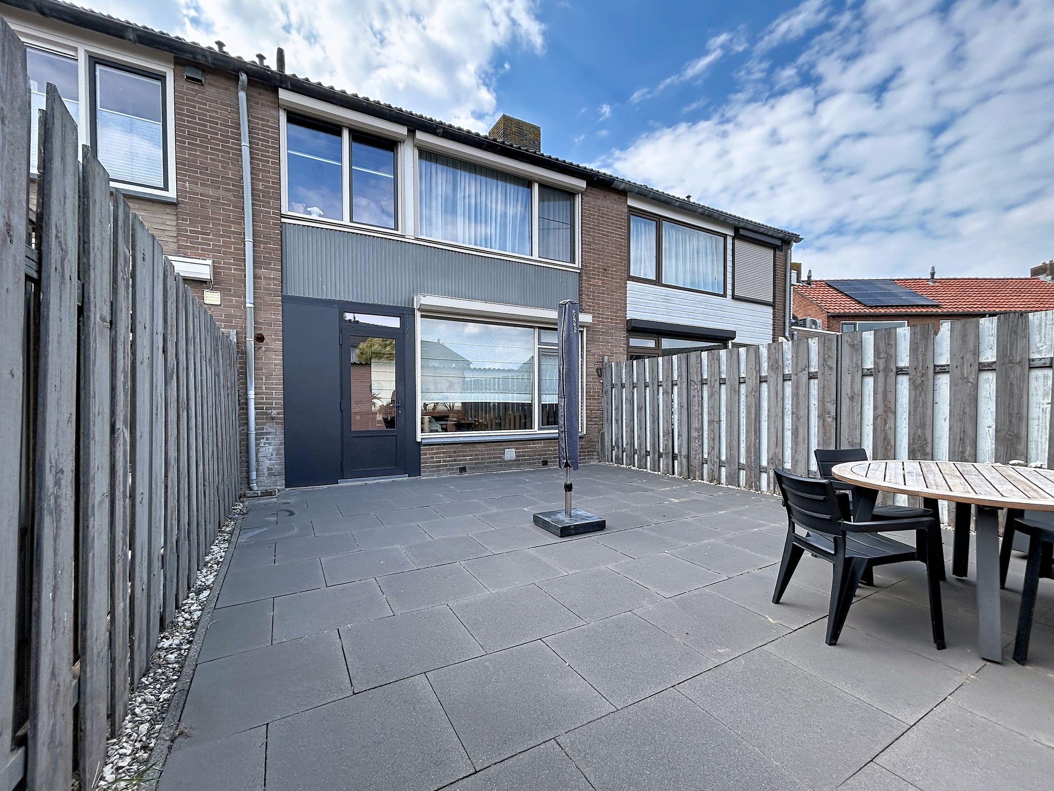 Photo 15 of Rozenstraat 19