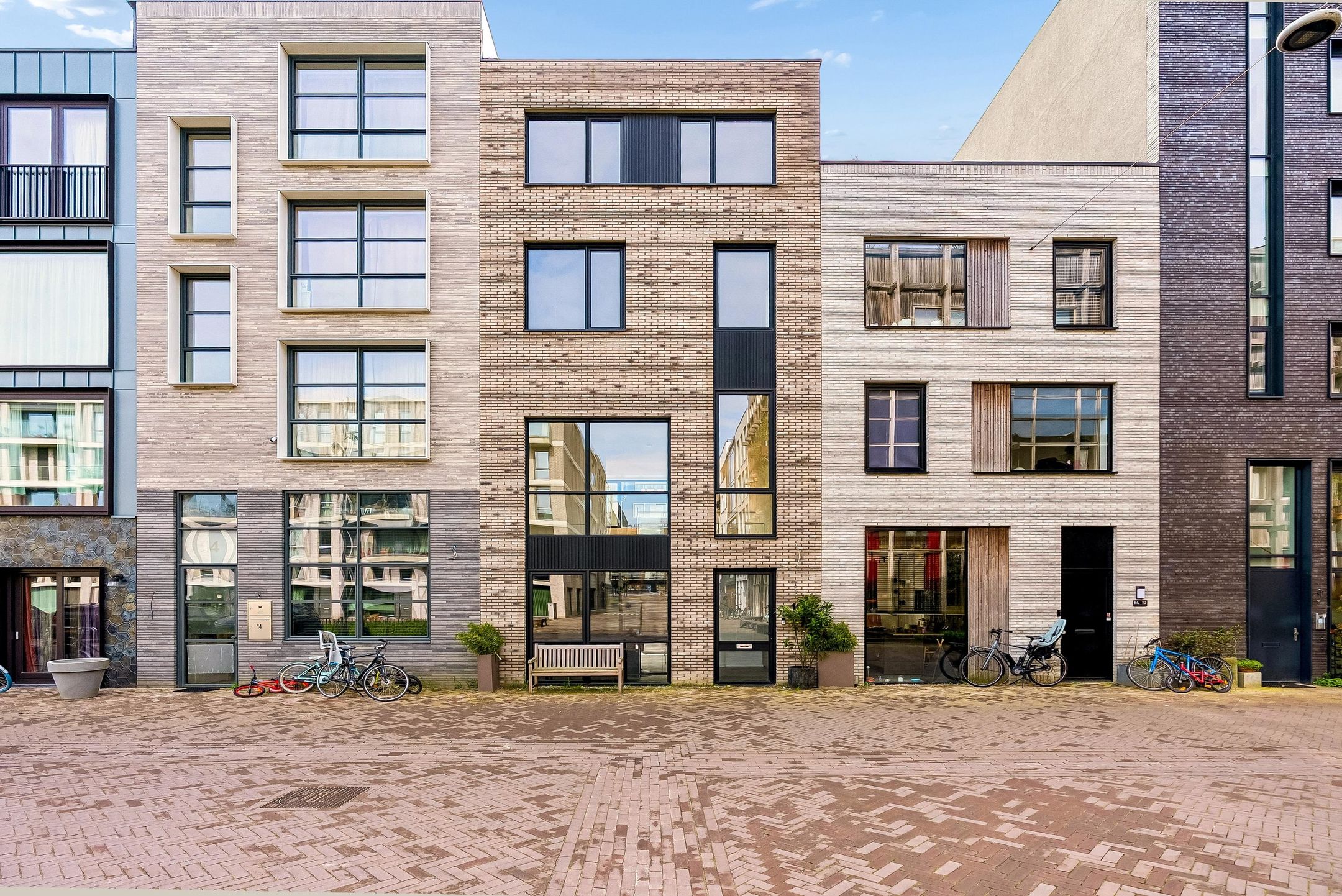 Nydia Ecurystraat 12 