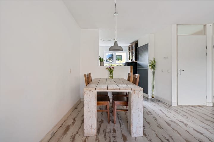 Tussenwoning te koop: Calslager Bancken 7, Kudelstaart