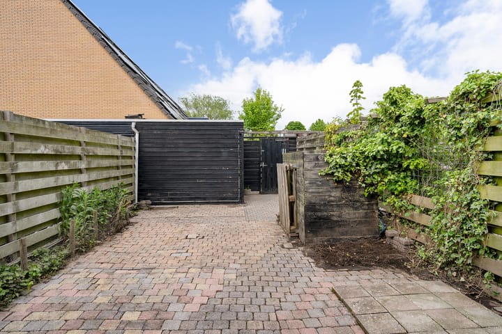 Tussenwoning te koop: Calslager Bancken 7, Kudelstaart