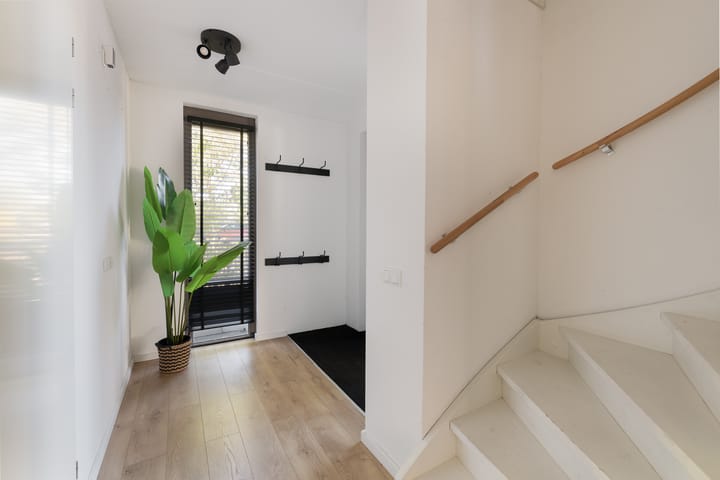 Hoekwoning te koop: De Stelling 18, Muiden
