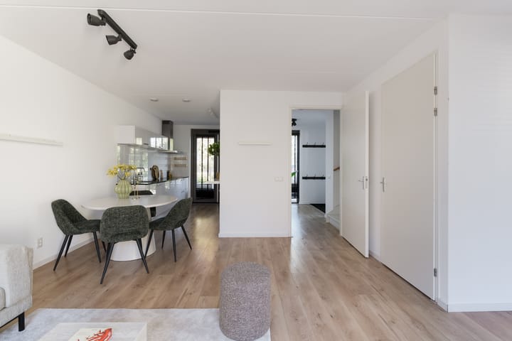 Hoekwoning te koop: De Stelling 18, Muiden