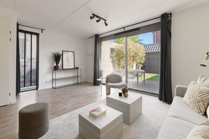 Hoekwoning te koop: De Stelling 18, Muiden