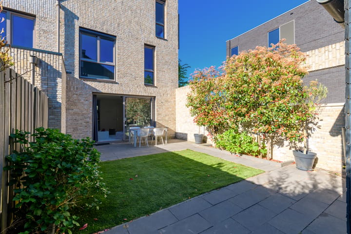 Hoekwoning te koop: De Stelling 18, Muiden
