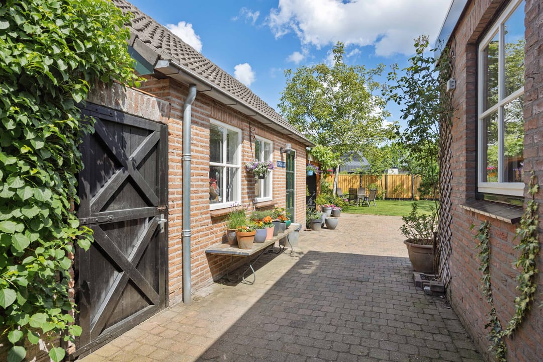 Foto 46 van St.-Lambertusstraat 11-A