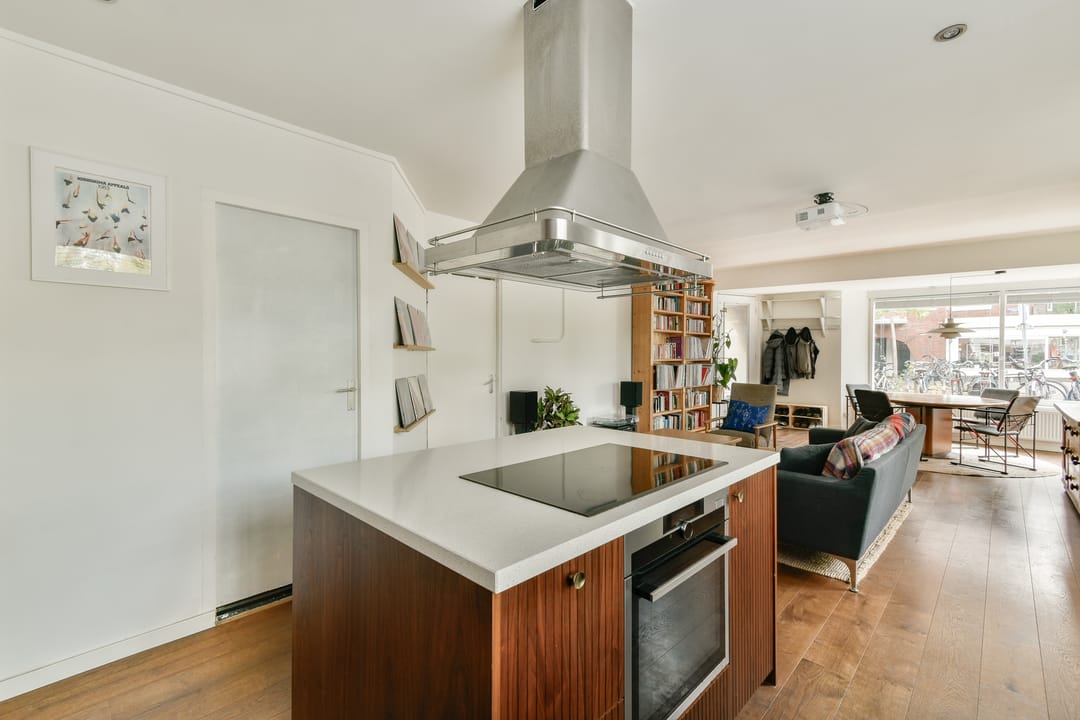 Stylish Ground Floor Apartment with Park Views in De Baarsjes — 9