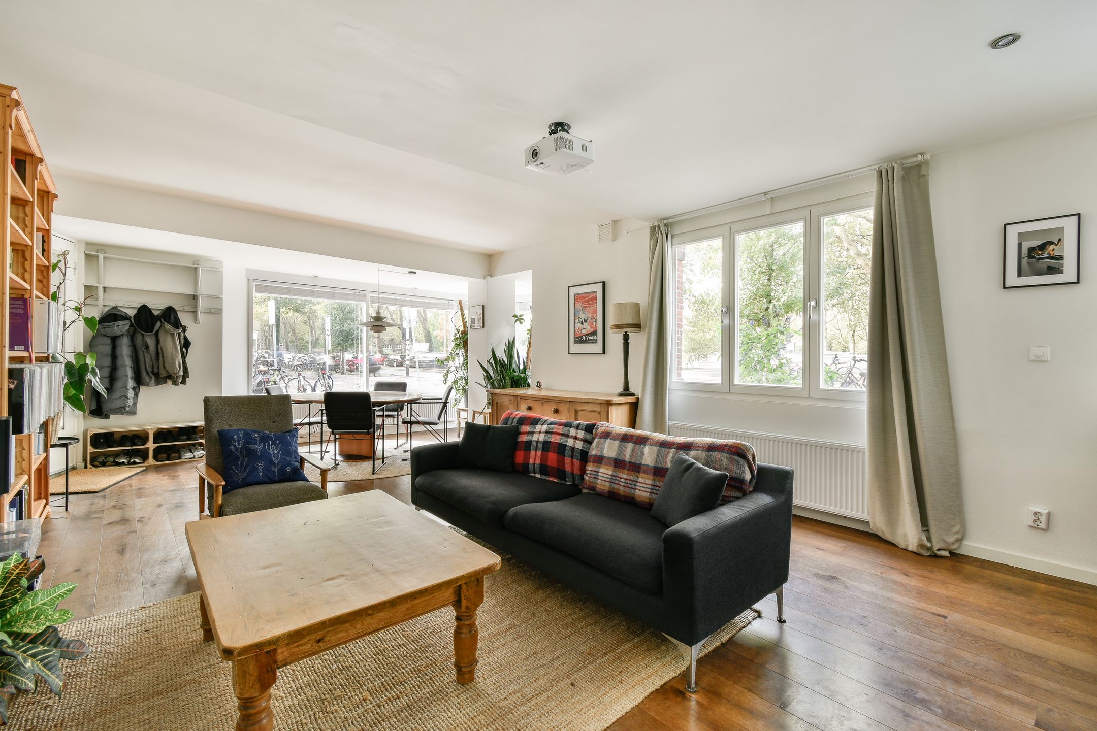 Stylish Ground Floor Apartment with Park Views in De Baarsjes — 8