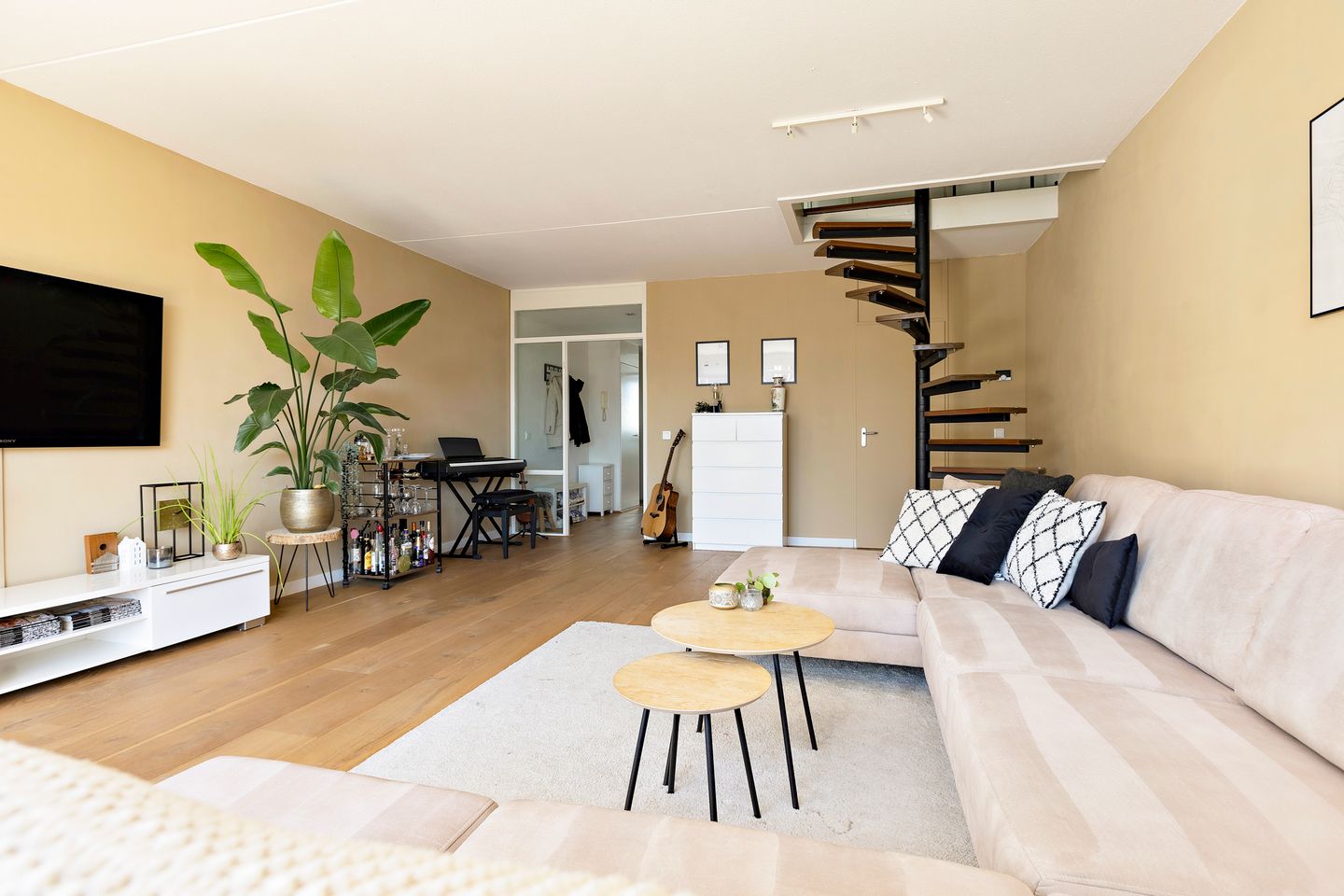 Spacious maisonnette with roof terrace and private parking in Herewegbuurt — 20
