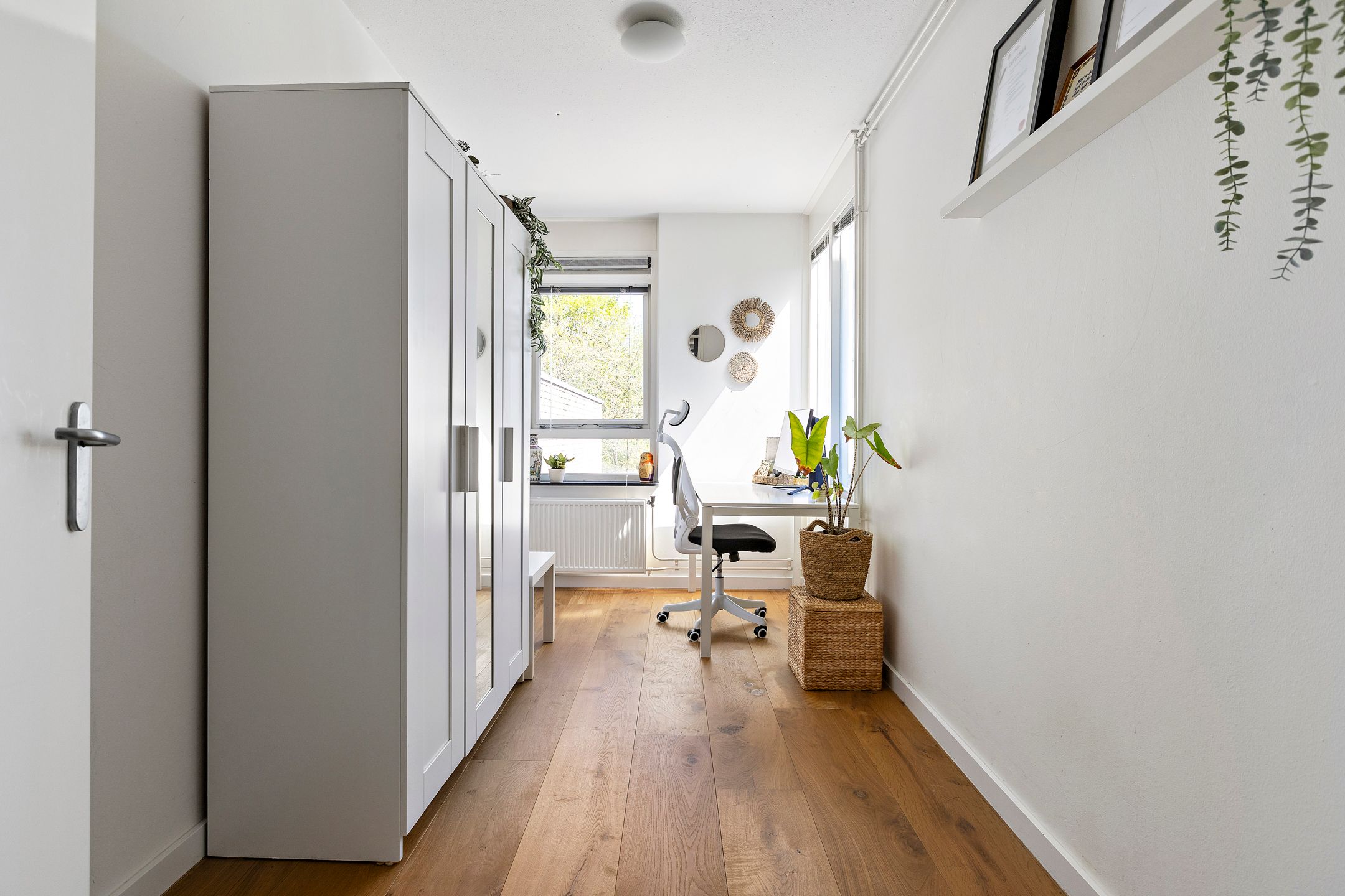 Spacious maisonnette with roof terrace and private parking in Herewegbuurt — 33