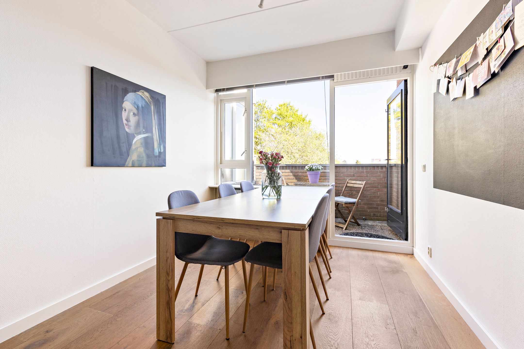 Spacious maisonnette with roof terrace and private parking in Herewegbuurt — 30