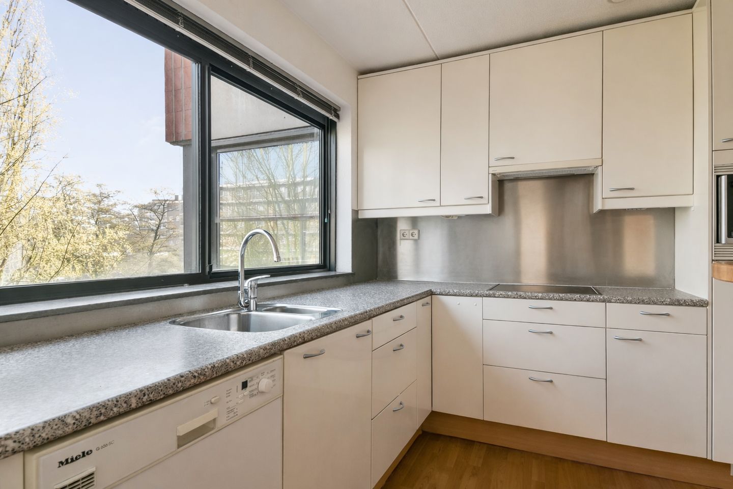 Photo 5 of Kamerlingh Onnesstraat 93