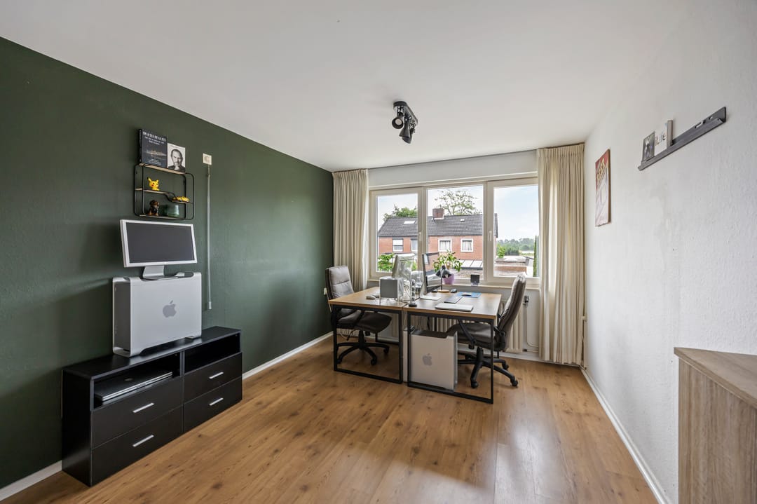 Photo 32 of Isabellastraat 28