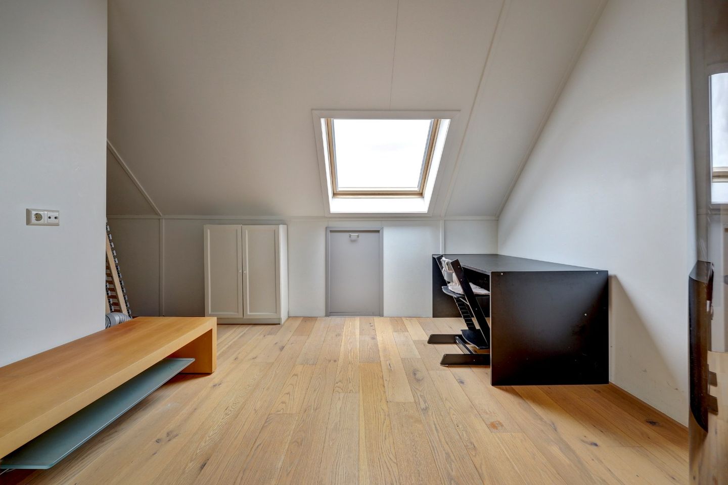 Spacious Semi-Detached Family Home with Sauna and Solar Panels in Fascinatio — 34