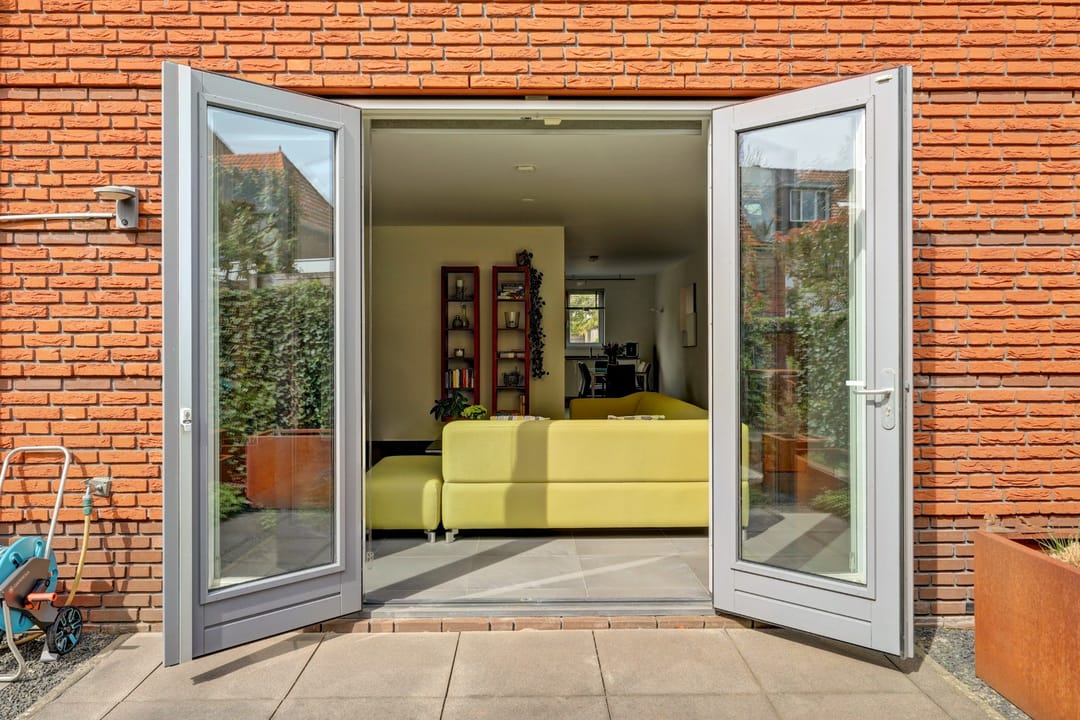 Spacious Semi-Detached Family Home with Sauna and Solar Panels in Fascinatio — 37