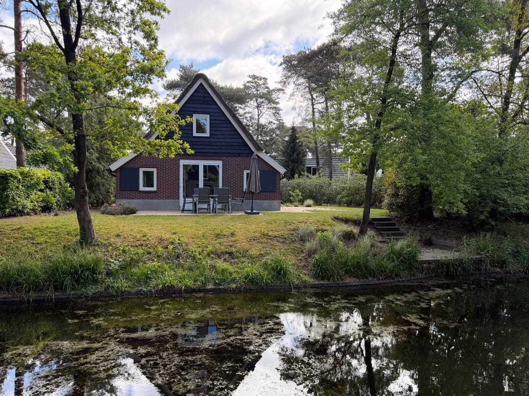 Foto 1 van Vijverlaan 1-HA13