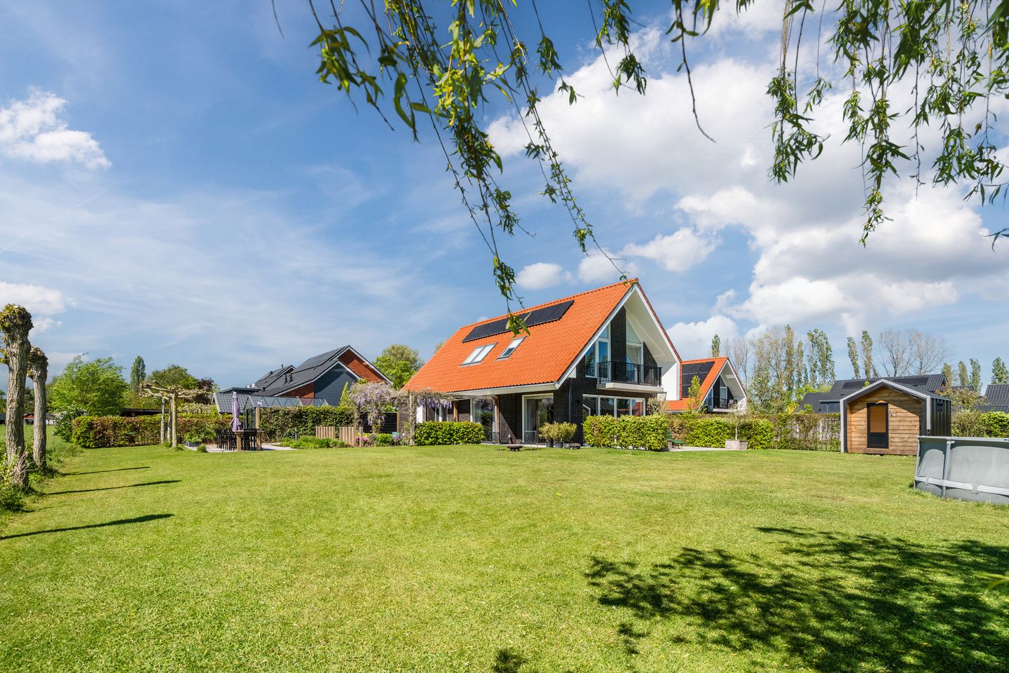 Photo 35 of Leigraaf 14-G
