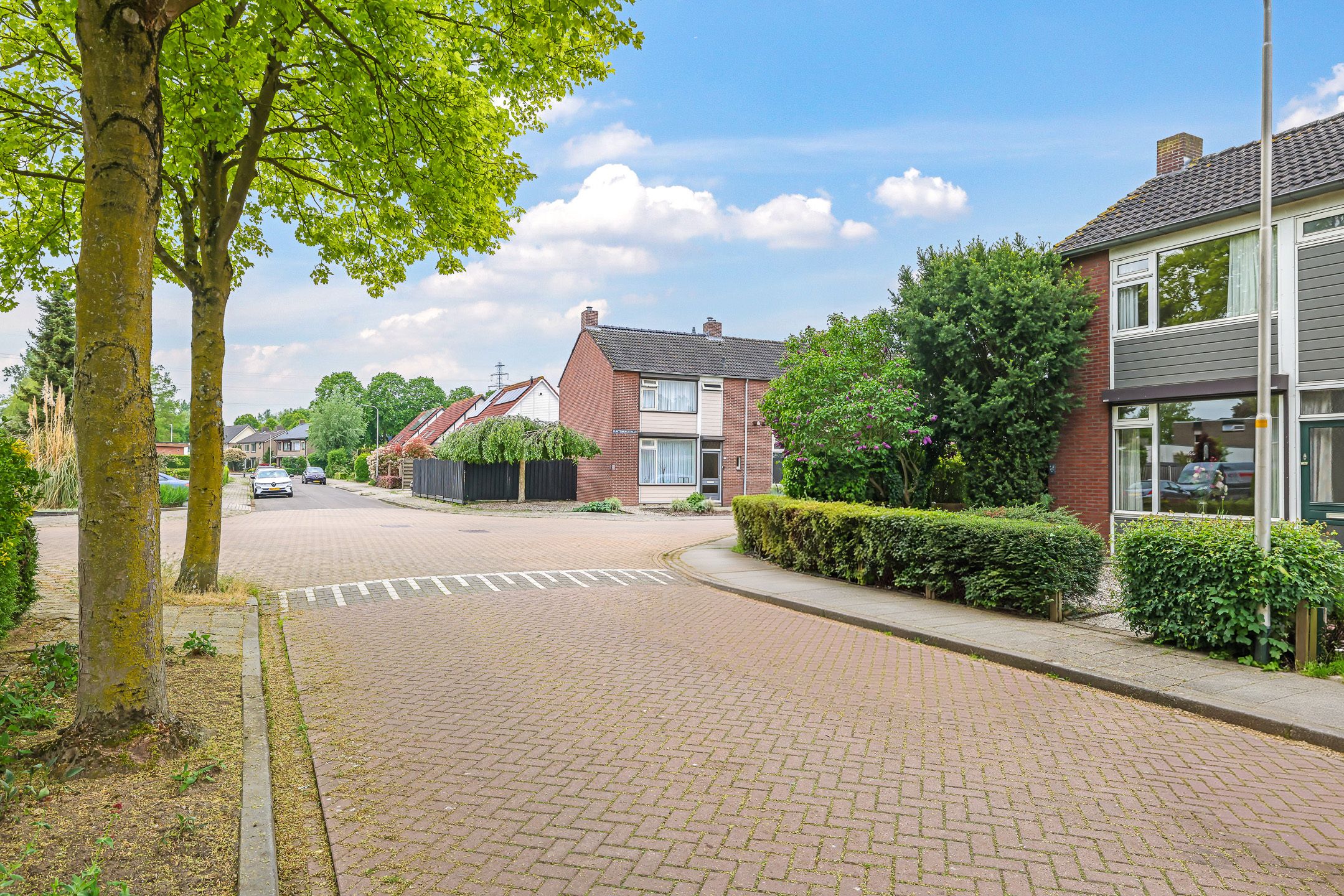 Photo 66 of Esdoornstraat 42