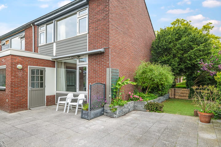Photo 3 of Esdoornstraat 42