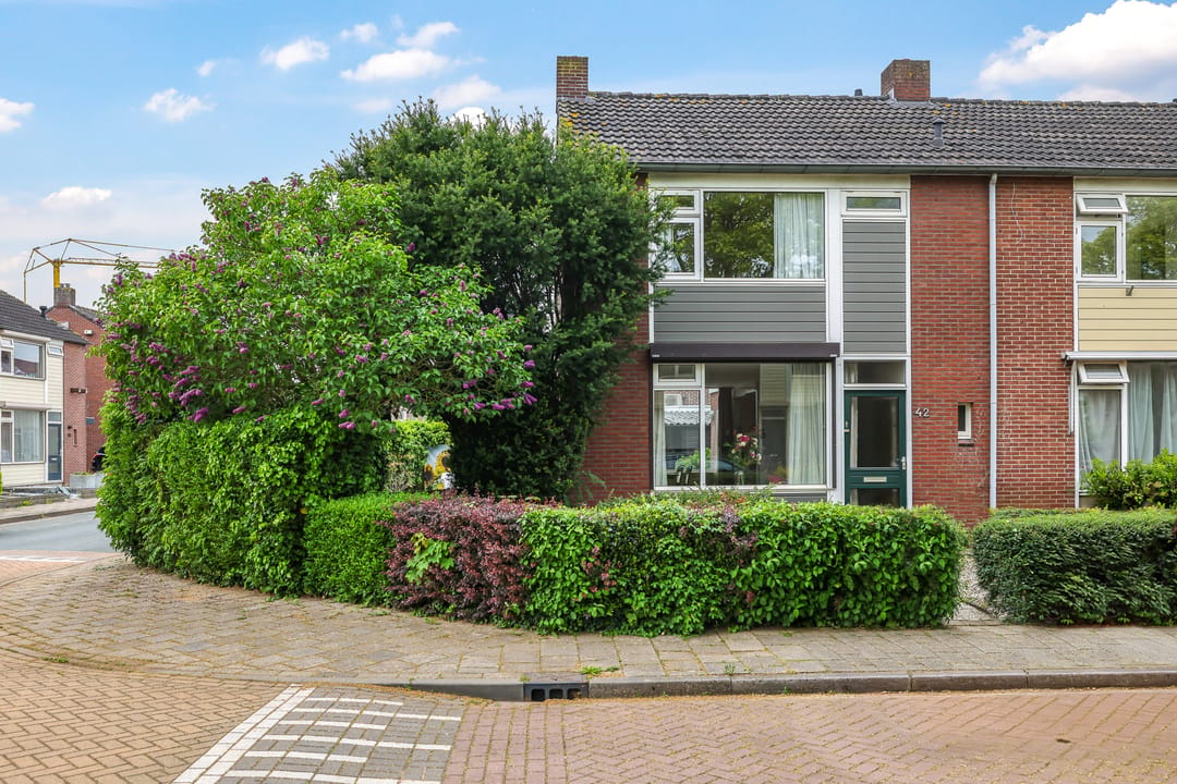 Photo 1 of Esdoornstraat 42