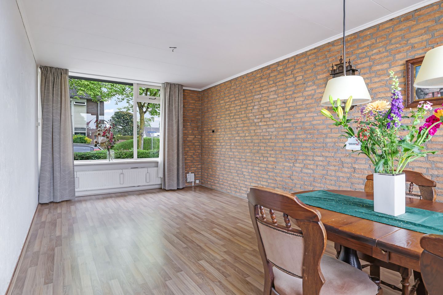 Photo 14 of Esdoornstraat 42