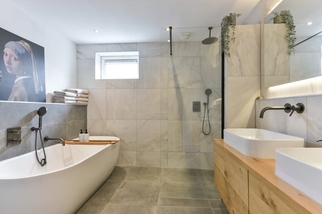 Renovated Corner House with Sunny Garden in Central Zeist — 26