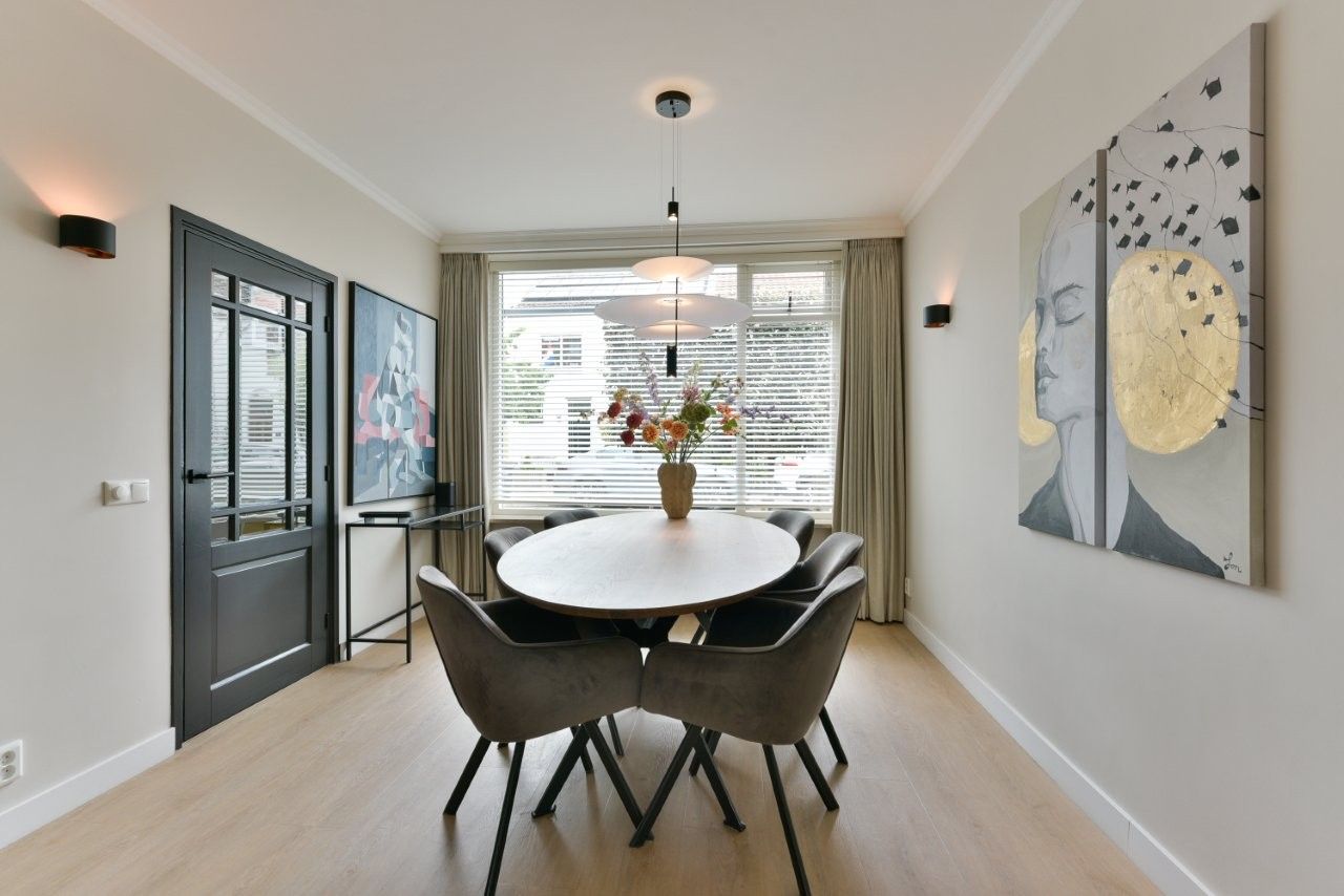 Renovated Corner House with Sunny Garden in Central Zeist — 10