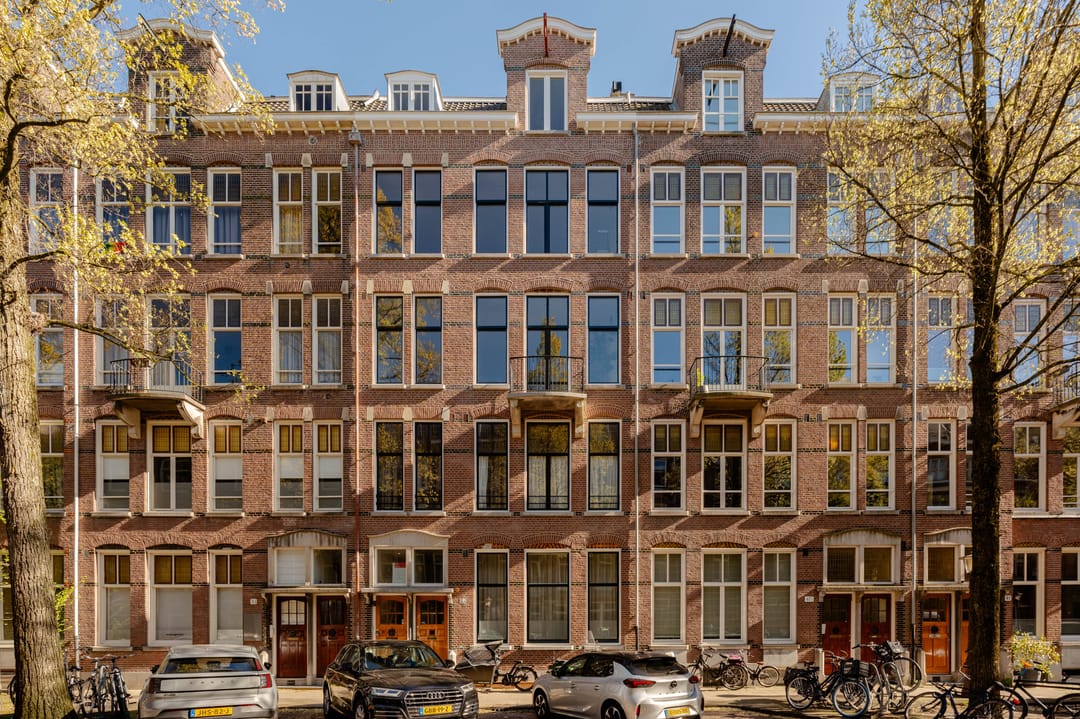 Photo 43 of Frans van Mierisstraat 45-2