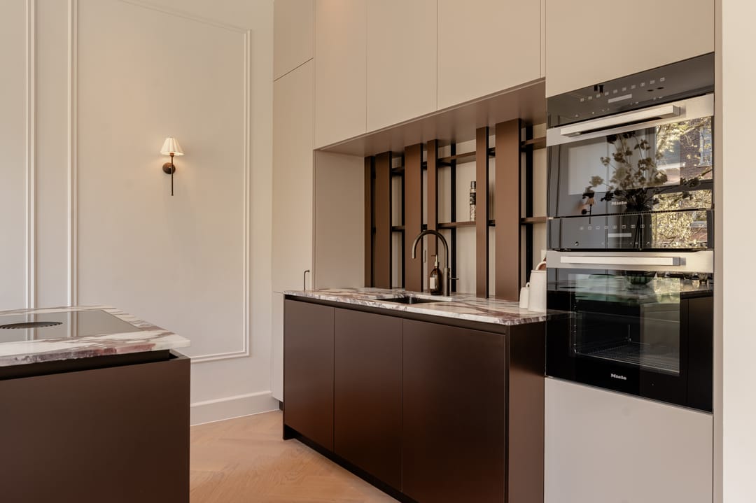 Photo 11 of Frans van Mierisstraat 45-2