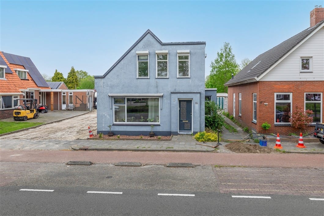Foto 1 van Schoolstraat 18