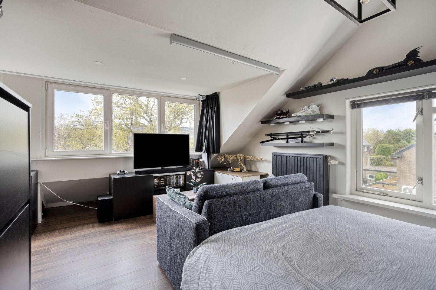 Spacious Fully Insulated Family Home in Villapark Velserbeek — 40