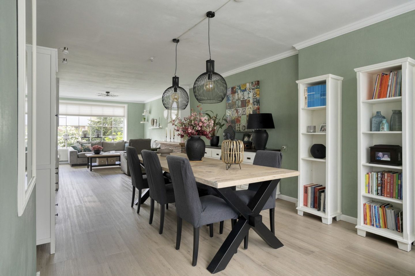 Spacious Fully Insulated Family Home in Villapark Velserbeek — 19