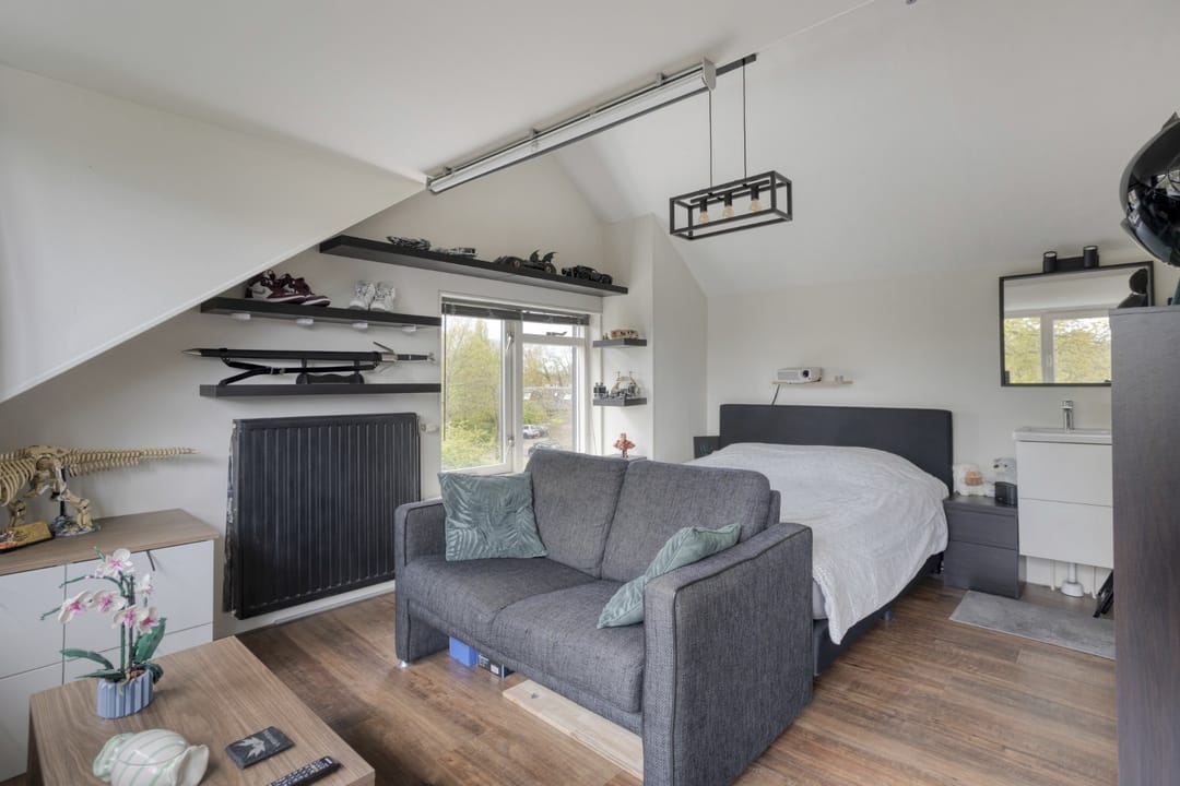 Spacious Fully Insulated Family Home in Villapark Velserbeek — 41