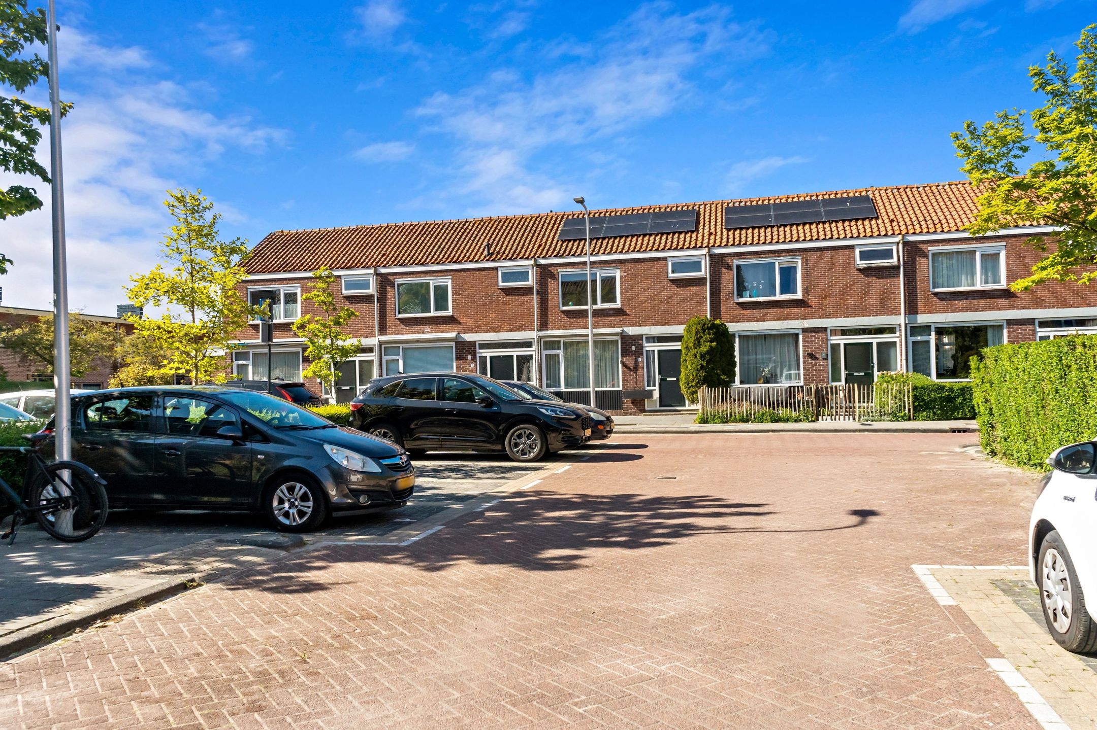 Photo 42 of Goudenregenstraat 11