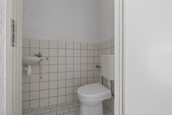 Tussenwoning te koop: Begoniastraat 16, Badhoevedorp