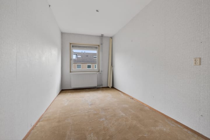 Tussenwoning te koop: Begoniastraat 16, Badhoevedorp
