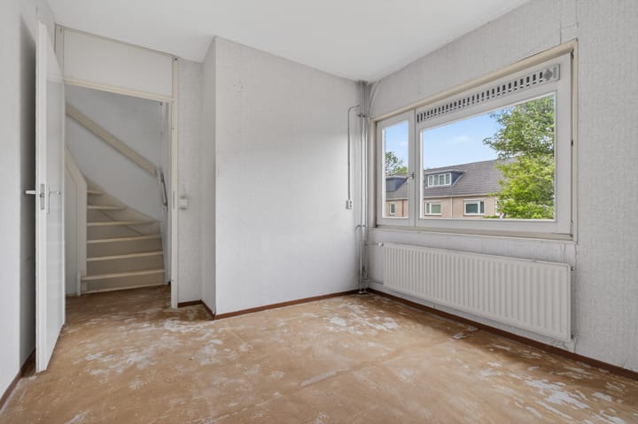Tussenwoning te koop: Begoniastraat 16, Badhoevedorp