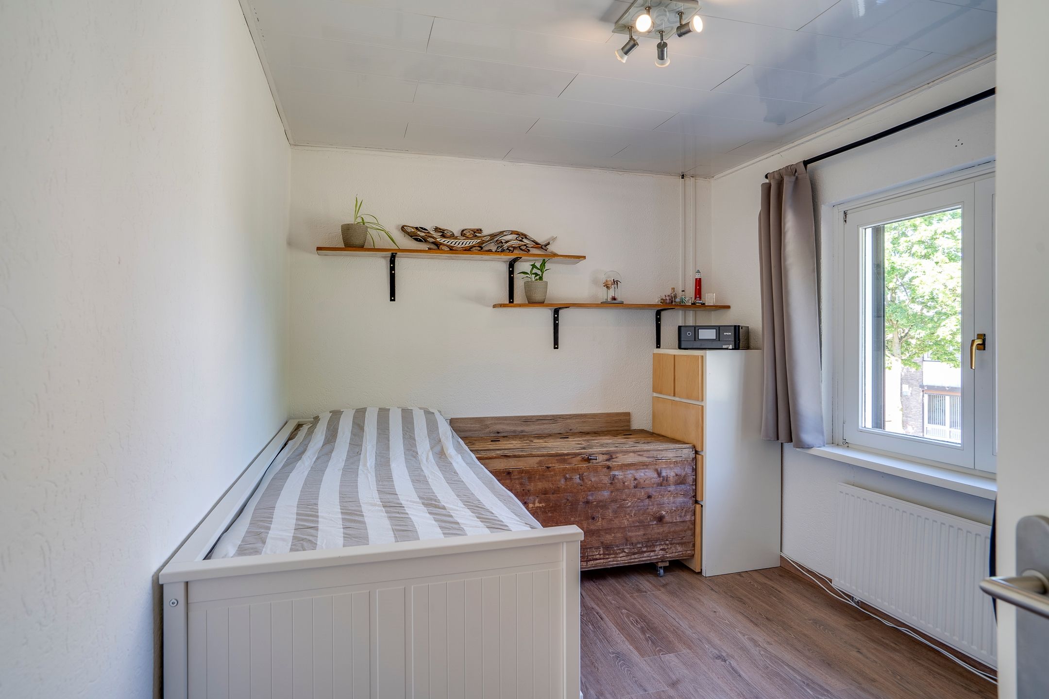 Charming Terraced Home with Extension and Modern Amenities in Sought-After Baandert Neighborhood — 18