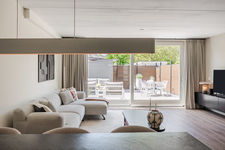Hoekwoning te koop: Jan Roggeveenweg 24, Bergen (Nh)