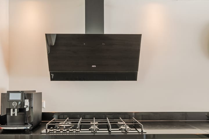 Hoekwoning te koop: Jan Roggeveenweg 24, Bergen (Nh)