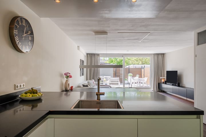 Hoekwoning te koop: Jan Roggeveenweg 24, Bergen (Nh)