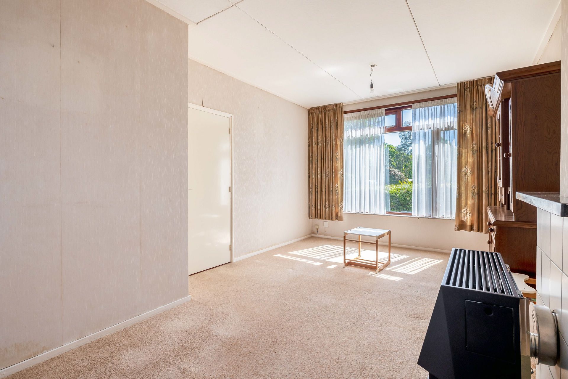 Spacious Corner House with Garage in Quiet Stellendam West — 9