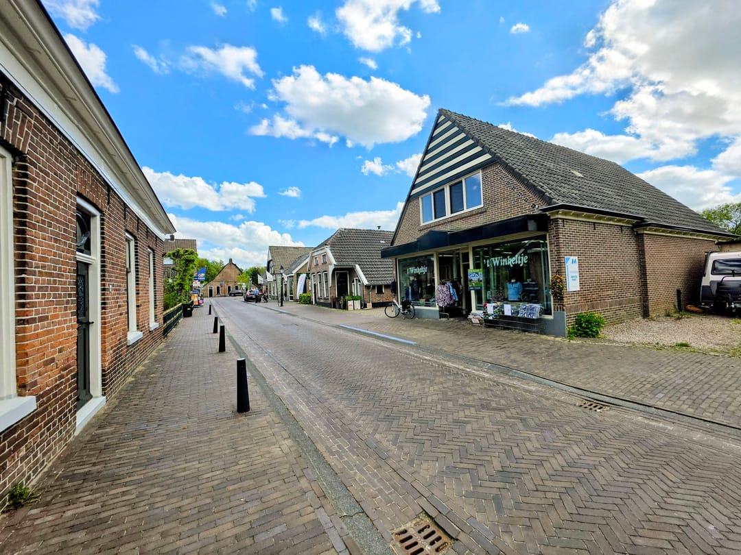 Photo 38 of Hoofdstraat 58