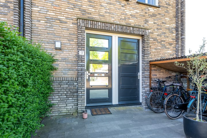 Foto 3 van Grachtmuur 17