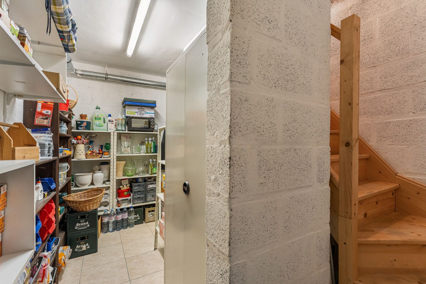 Photo 14 of Rue Haute 113