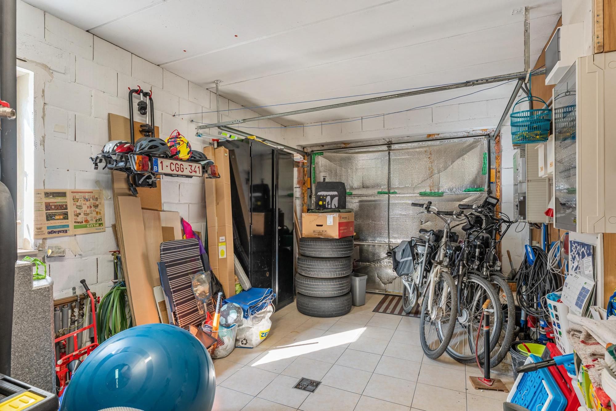 Photo 15 of Rue Haute 113