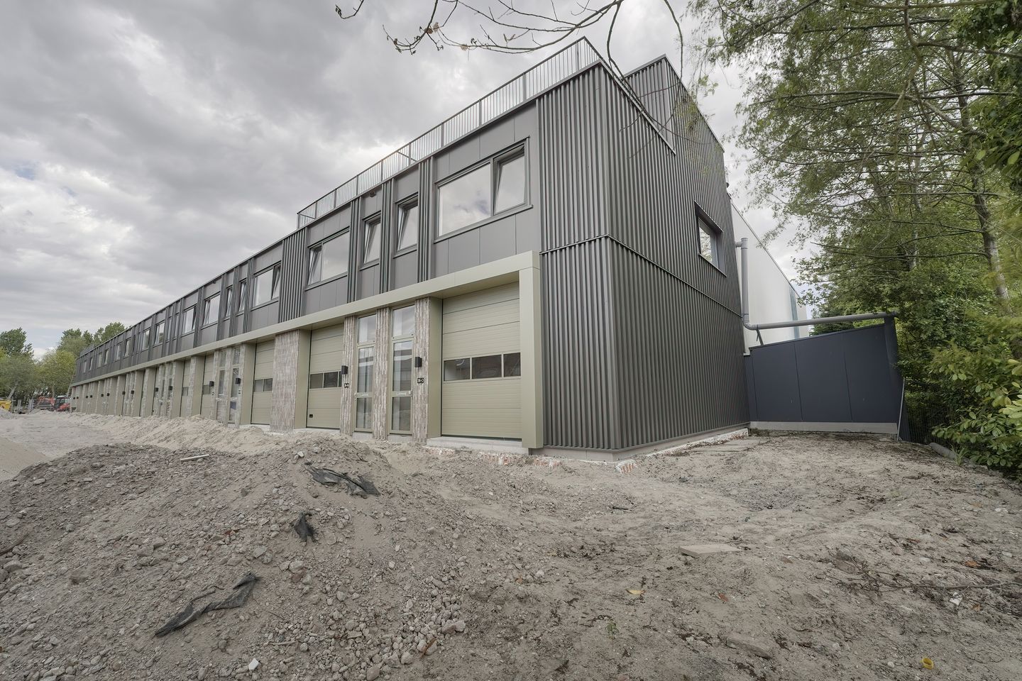 Bekijk foto 1 van Industriekade 36