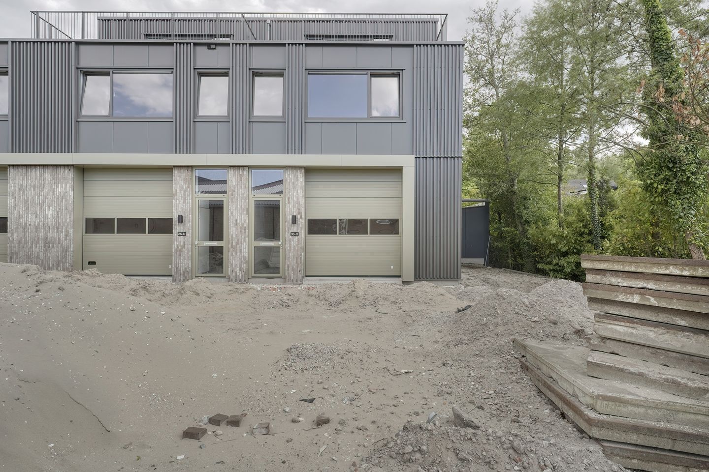 Bekijk foto 2 van Industriekade 36